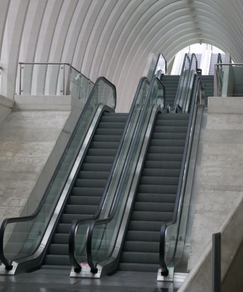 Escalator manufacturers in Pune